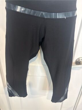 Ricki's Black Capri leggings